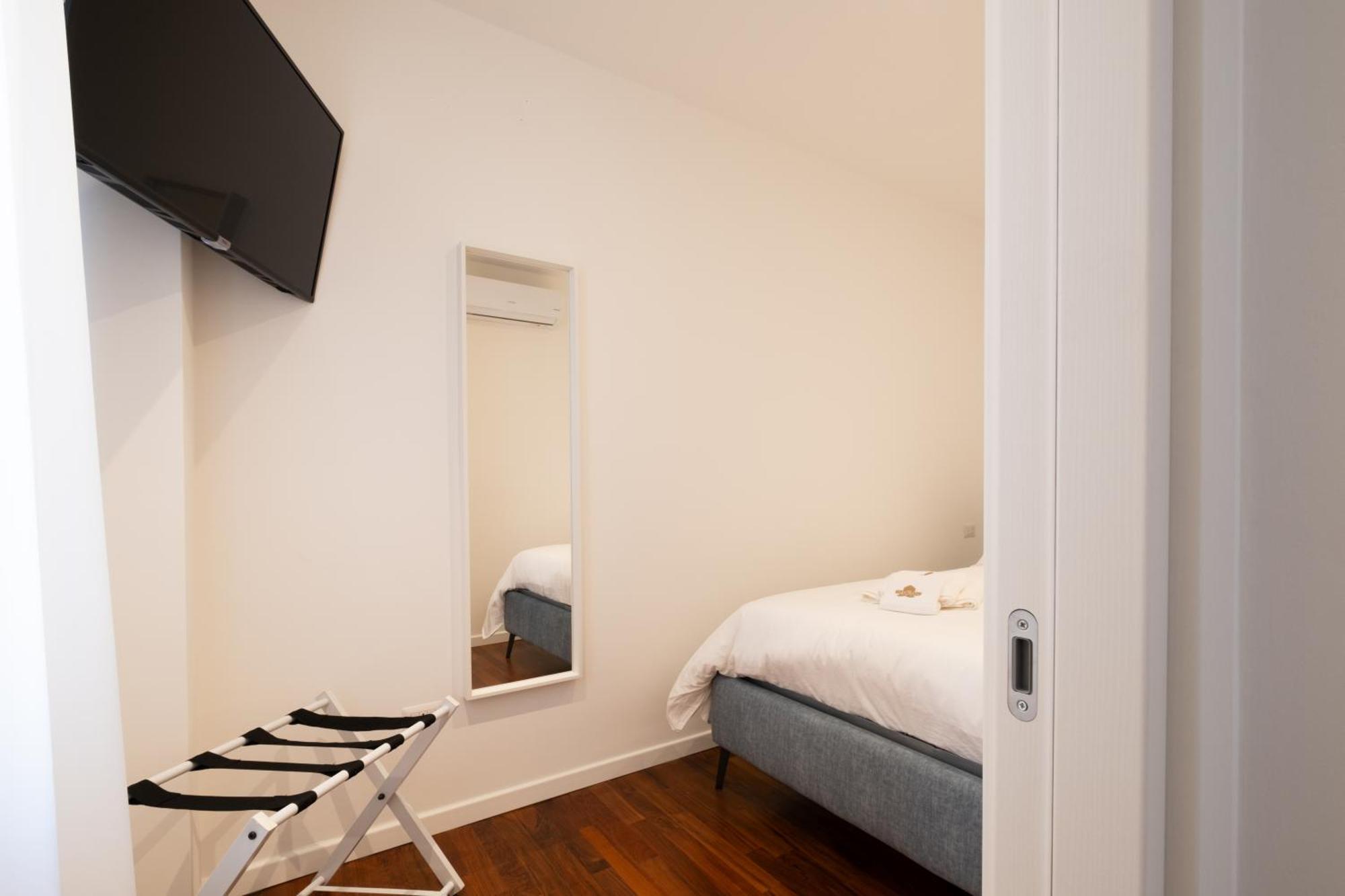 The Apulian Loft Bari - Via Celentano Apartment Exterior photo