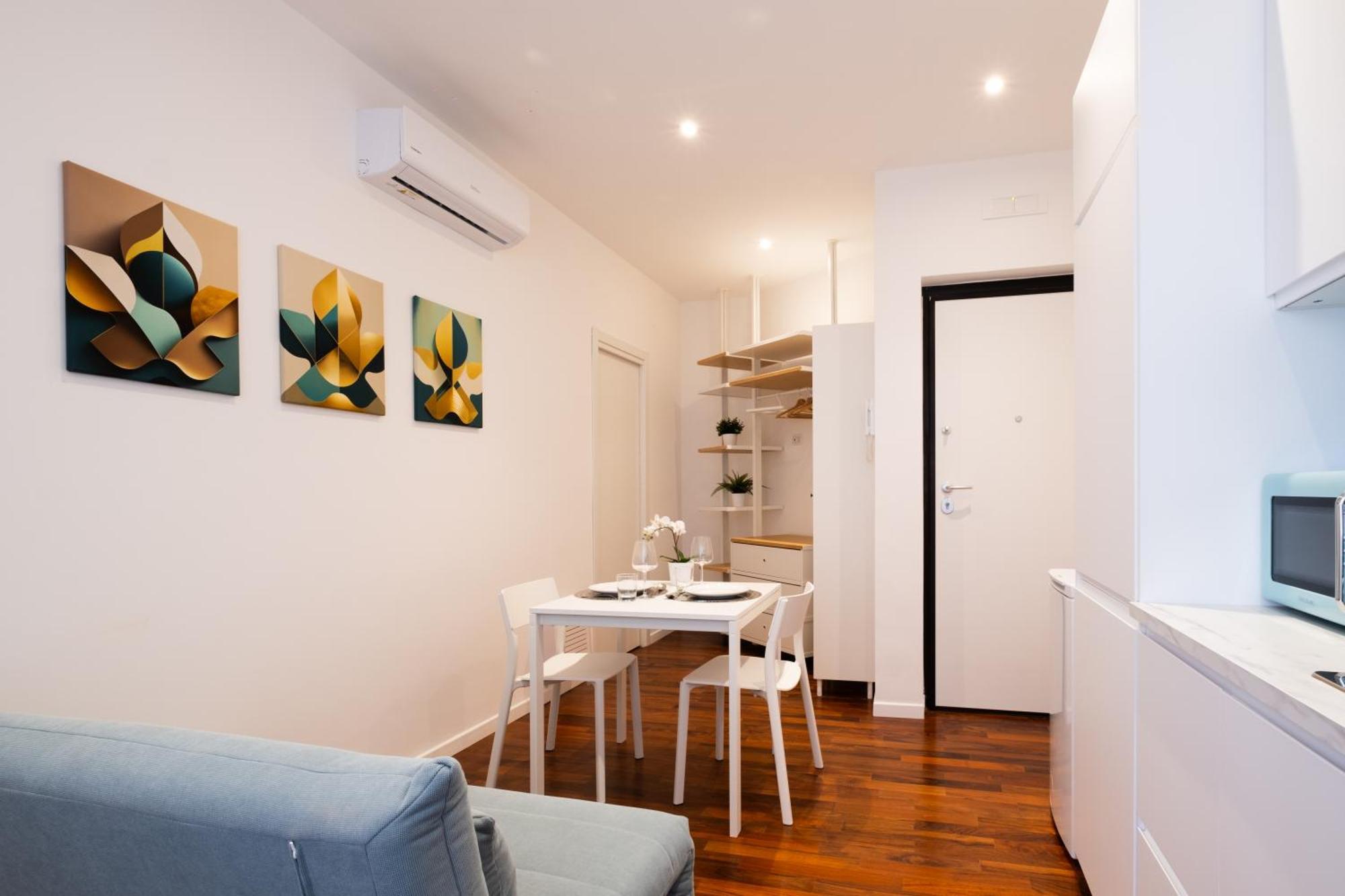 The Apulian Loft Bari - Via Celentano Apartment Exterior photo